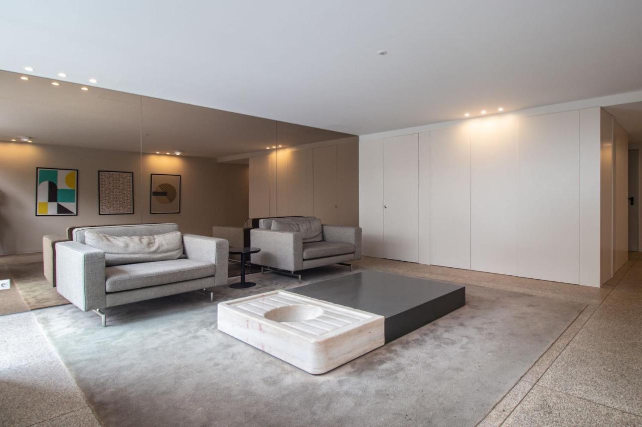 Stunning Apartment W/ Free Parking By Lovelystay Porto Buitenkant foto
