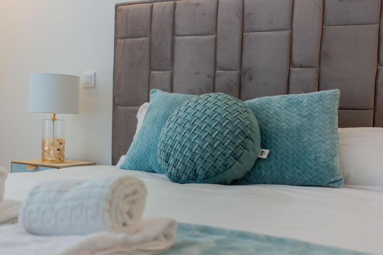 Stunning Apartment W/ Free Parking By Lovelystay Porto Buitenkant foto